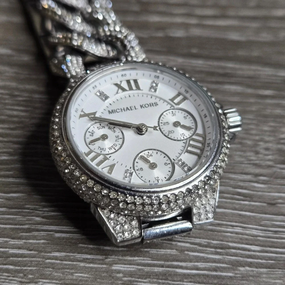 Michael Kors MK3309 Catlin Silver Tone Crystal Pave Chain Link Watch Chronograph